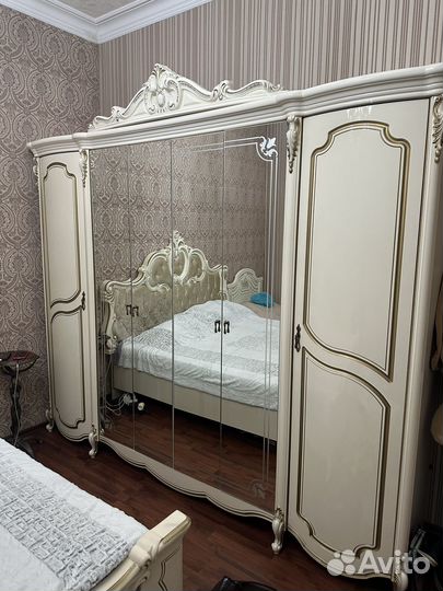 Спальный гарнитур бу