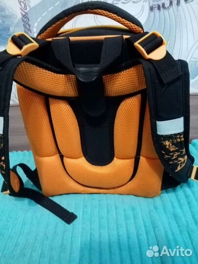 Школьный рюкзак