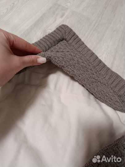 Демисезонный вязанный конверт на выписку