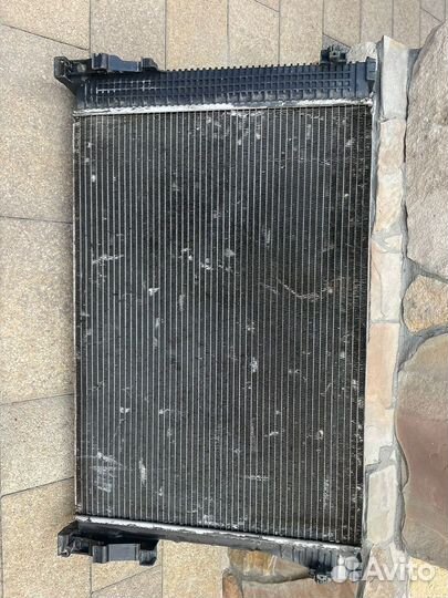Радиатор охлаждения Mercedes w211
