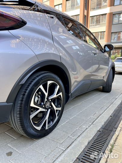 Toyota C-HR 1.2 CVT, 2017, 73 000 км