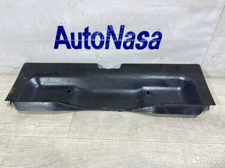 Обшивка багажника Mitsubishi Lancer седан 4G18