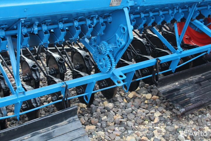 Сеялка Сибсельмаш СЗП-3,6, 2005