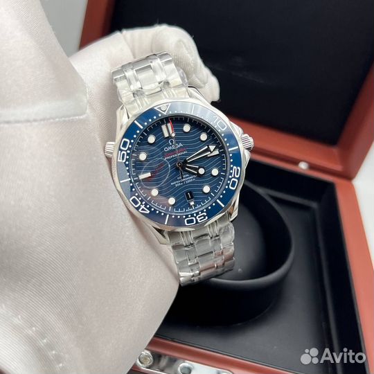 Часы Omega Seamaster