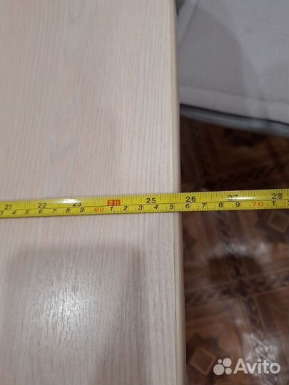 Стол кухонный