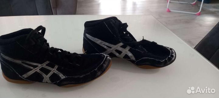 Борцовки asics