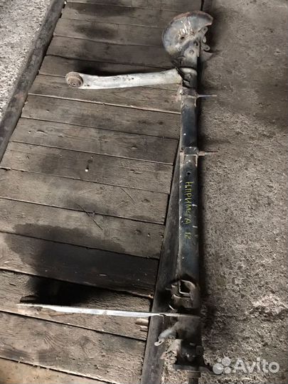 Балка задняя задняя Nissan Primera P12