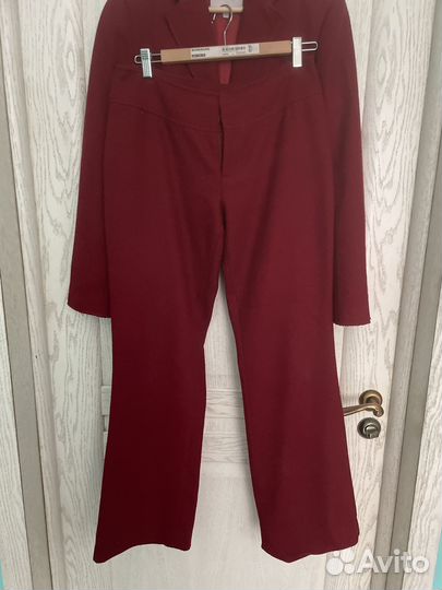 Костюм женский