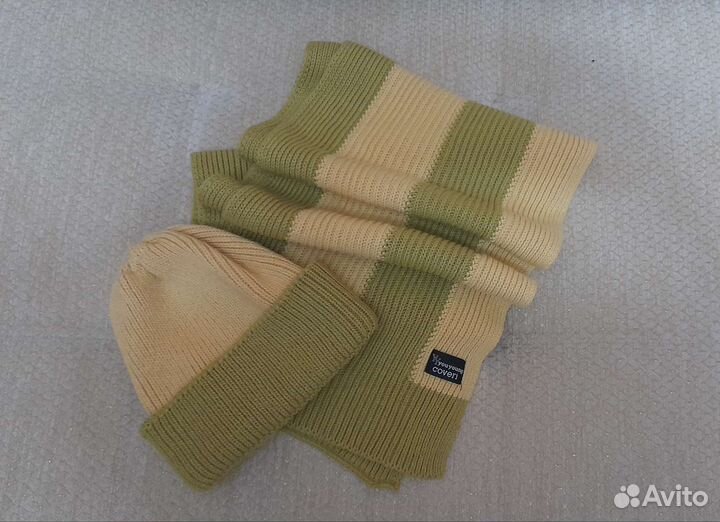 Шапки с шарфом меринос, вязаный кейп
