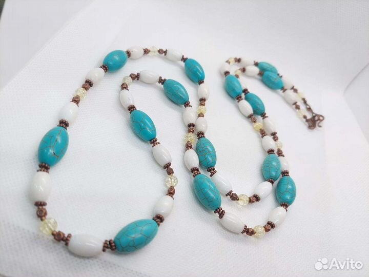 Бусы Говлит, Кварц