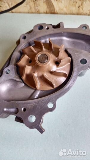 Водяная помпа замок ролики на Лексус 1998-2003