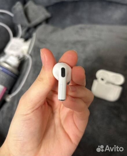 Беспроводные наушники apple airpods