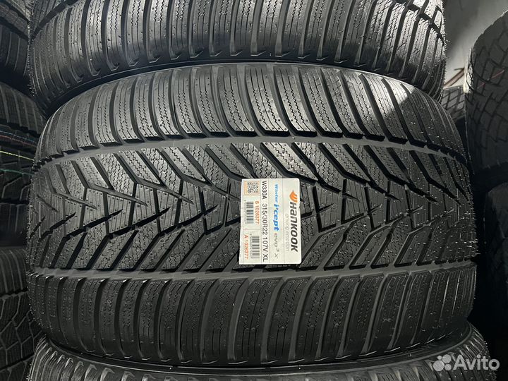 Hankook Winter I'Cept Evo 3 X W330A 315/30 R22 и 285/35 R22 107V