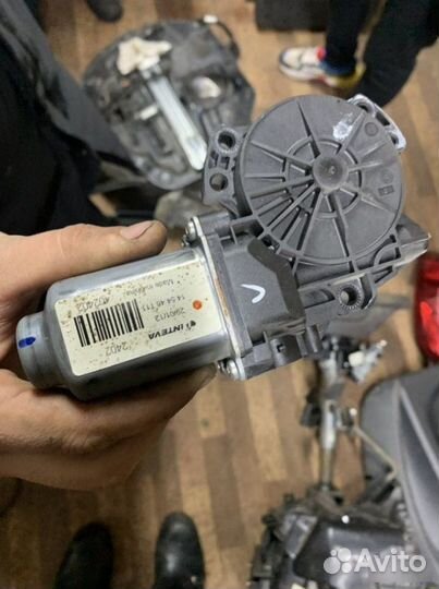 Моторчик стеклоподъёмника Kia Optima 3