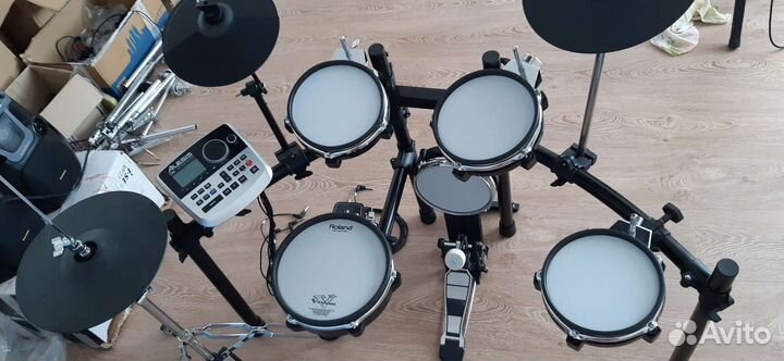 Электронные барабаны Roland td-15, Alesis dm-10