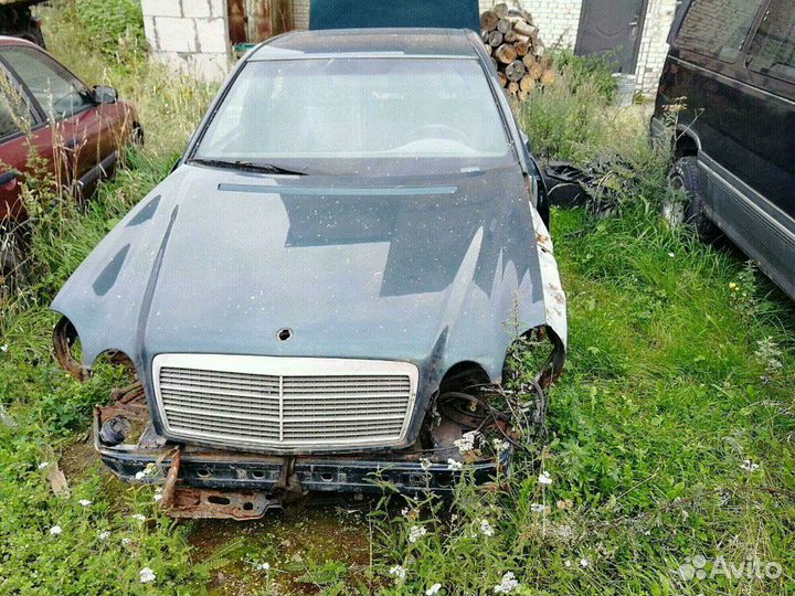 Mercedes E-Класс II W210