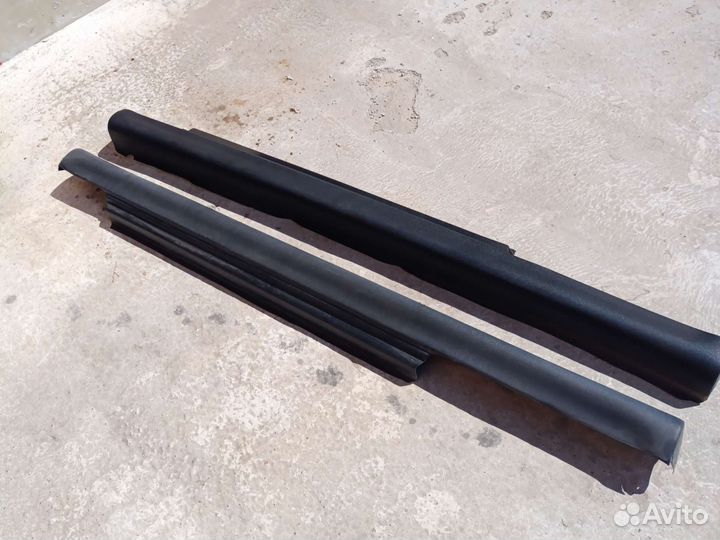 Накладки на пороги ока