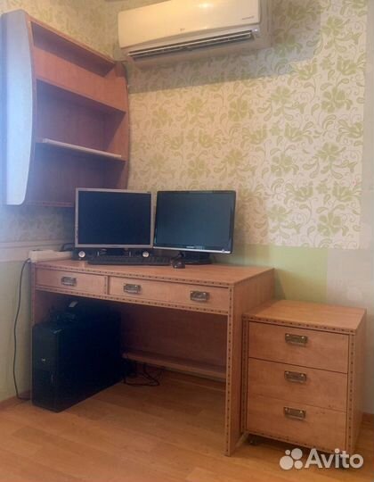 Детская мебель-столы, полки, шкафы по отдельности