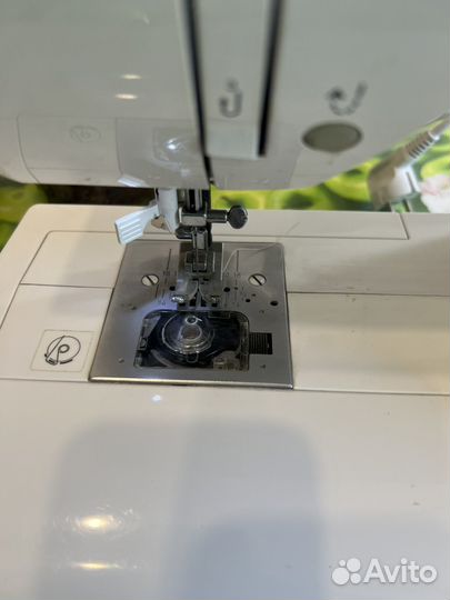 Швейная машина singer