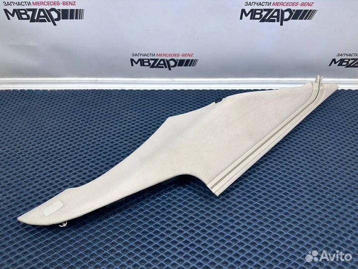 Обшивка левой задней стойки Меrcеdes W222