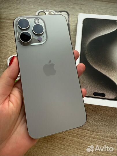 iPhone 15 Pro Max, 256 ГБ