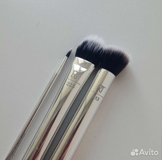 Кисти для макияжа Real techniques
