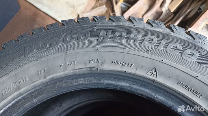 Viatti Bosco Nordico V-523 215/65 R16 98T