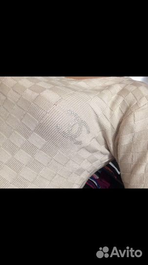 Свитер женский