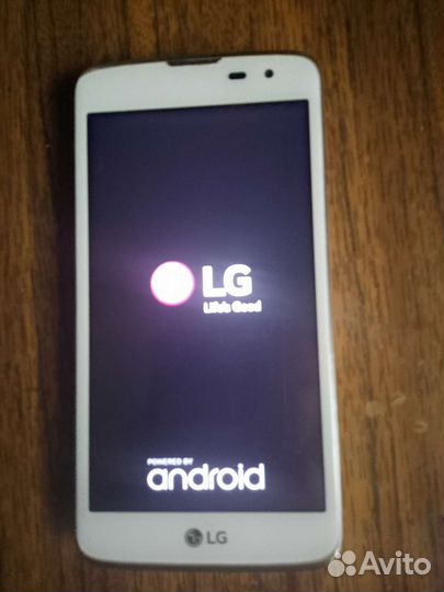 Телефон LG k7