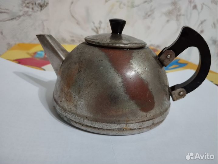 Чайник мельхиор