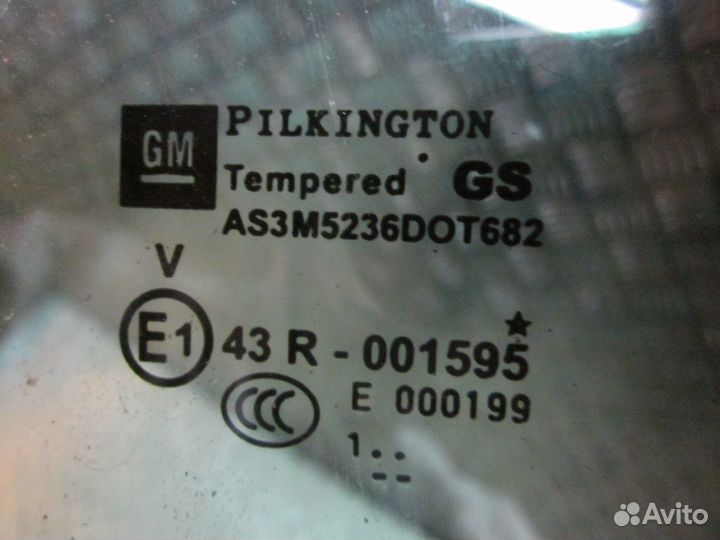 Стекло задней правой двери для Опель Астра J