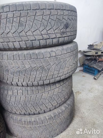 Bridgestone Blizzak DM-Z3 265/65 R17 150U