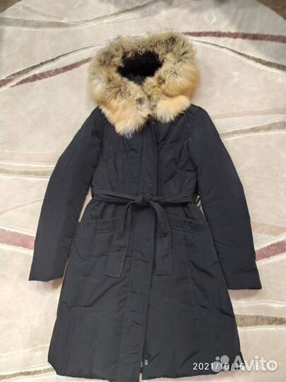 Пуховик на девочку