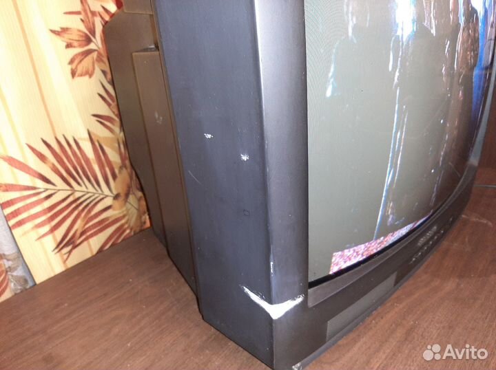 Телевизор samsung