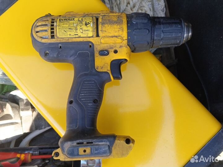 Шуруповерт dewalt dcd 771