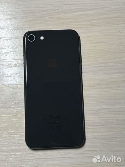 iPhone 8, 64 ГБ