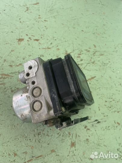 Блок абс насос abs honda stepwgn rg1