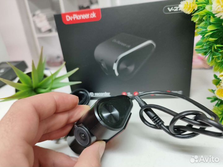 Видеорегистратор DV-Pioneer V-27