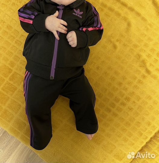 Спортивный костюм adidas для девочек