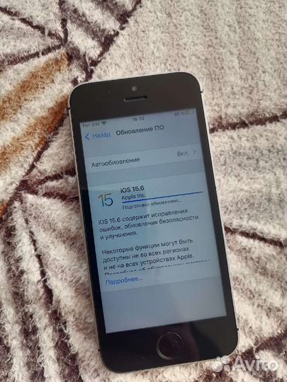 Телефон iPhone SE (2016) на запчасти