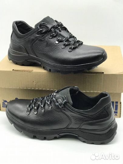 Кроссовки мужские