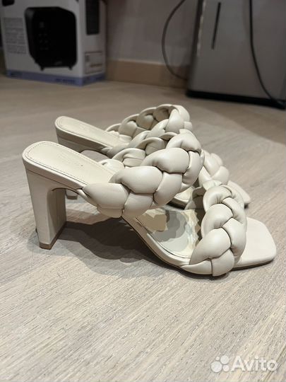 Босоножки HM 38 размер