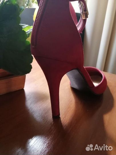 Красные туфли