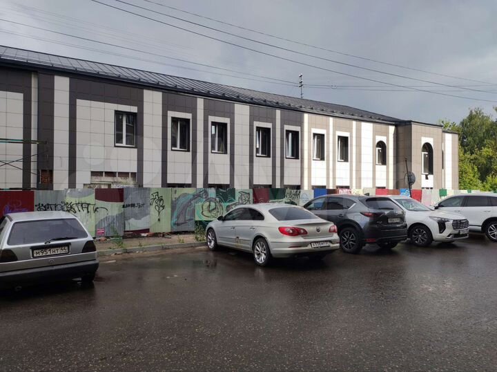 Свободного назначения, 2000 м²