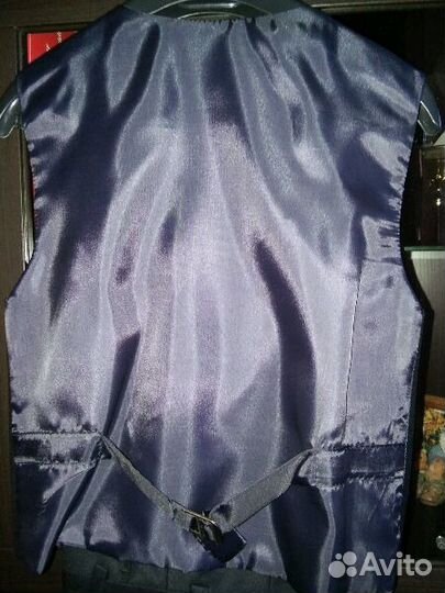 Костюм школьный