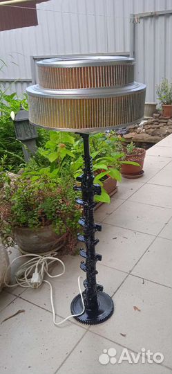 Дизайнерский напольный светильникк