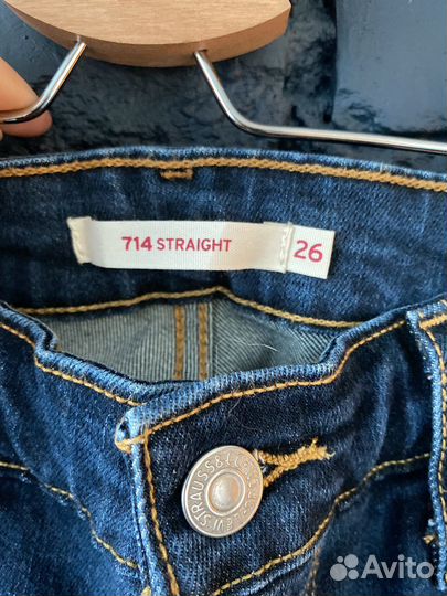 Джинсы levis новые, модель 714