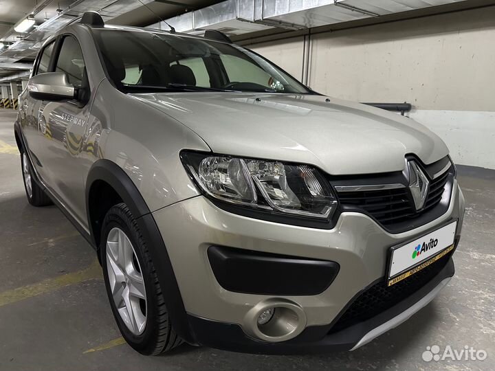 Renault Sandero Stepway 1.6 AT, 2017, 35 500 км