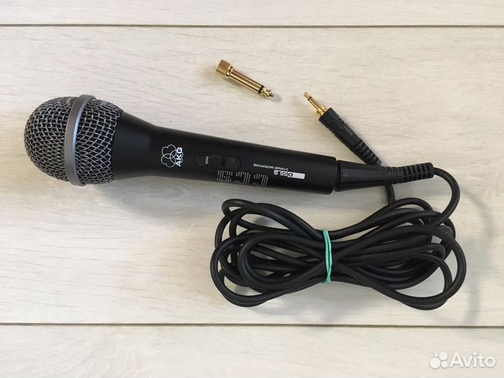Микрофон AKG D55S динамический вокальный
