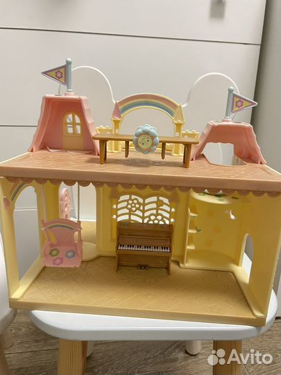 Sylvanian families игровая площадка дворец автобус